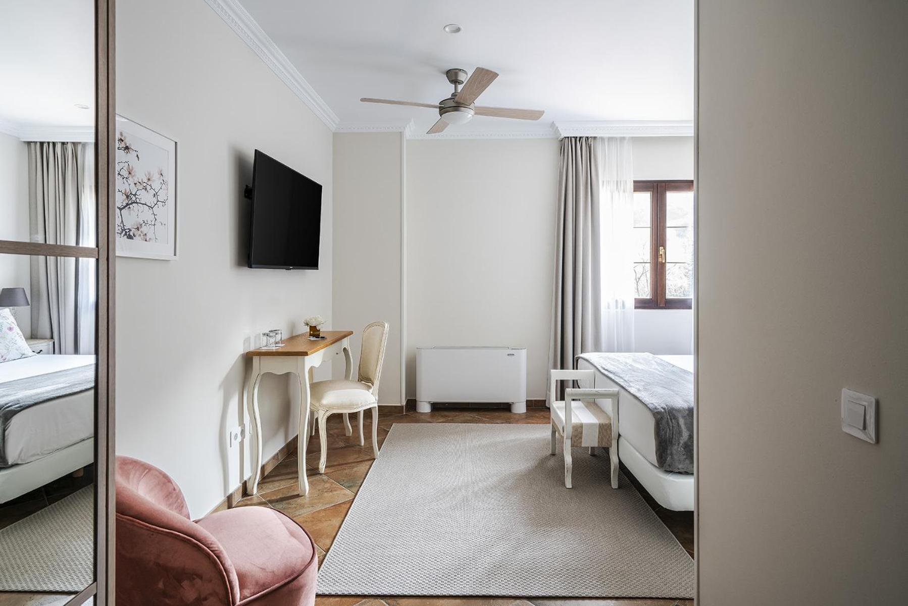 Hotel Penas Blancas Liano 部屋 写真